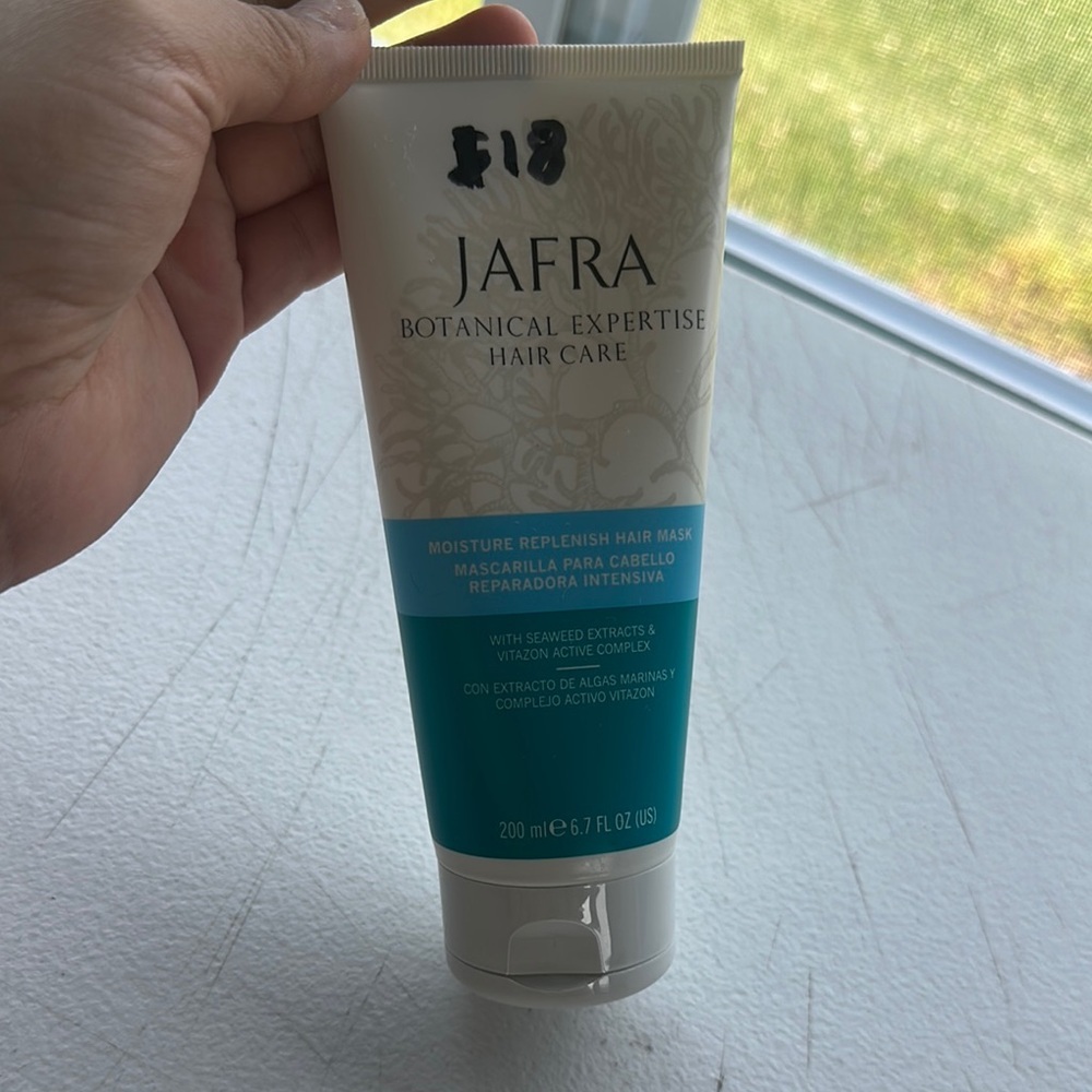 JAFRA Botanical Expertise Hair Mask - Blue & White - Picture 2 of 4